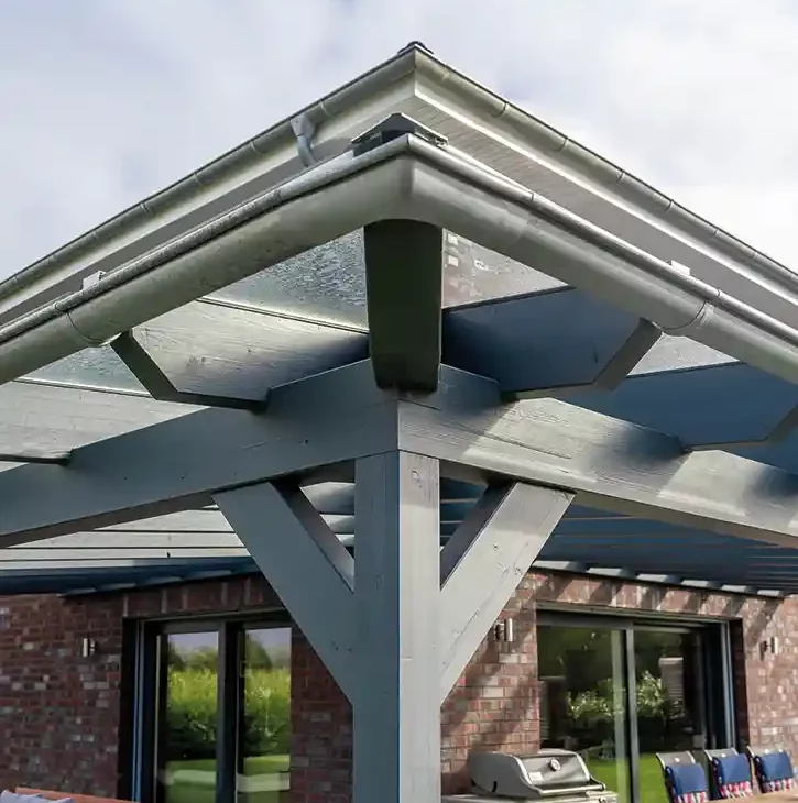 terrassenüberdachung holz kopfband ansicht außen