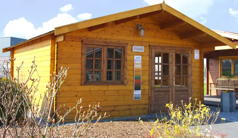 Holz Gartenhaus, Modell Hawaii mit Vordach